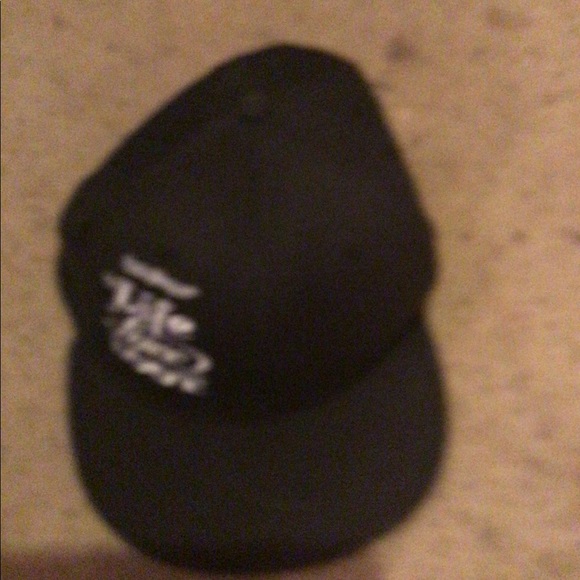 NWOT captain Morgan fitted hat - Picture 5 of 5